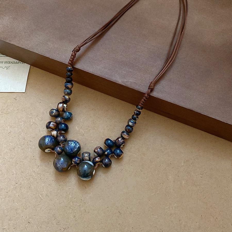 European and American color acrylic shell beaded necklace design sense collarbone chain exaggerated necklace women