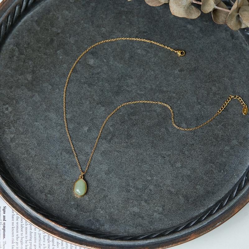 

Irregular Geometric Green Aventurine Pendant Necklace Titanium Steel Gold Plated Women Collarbone Chain
