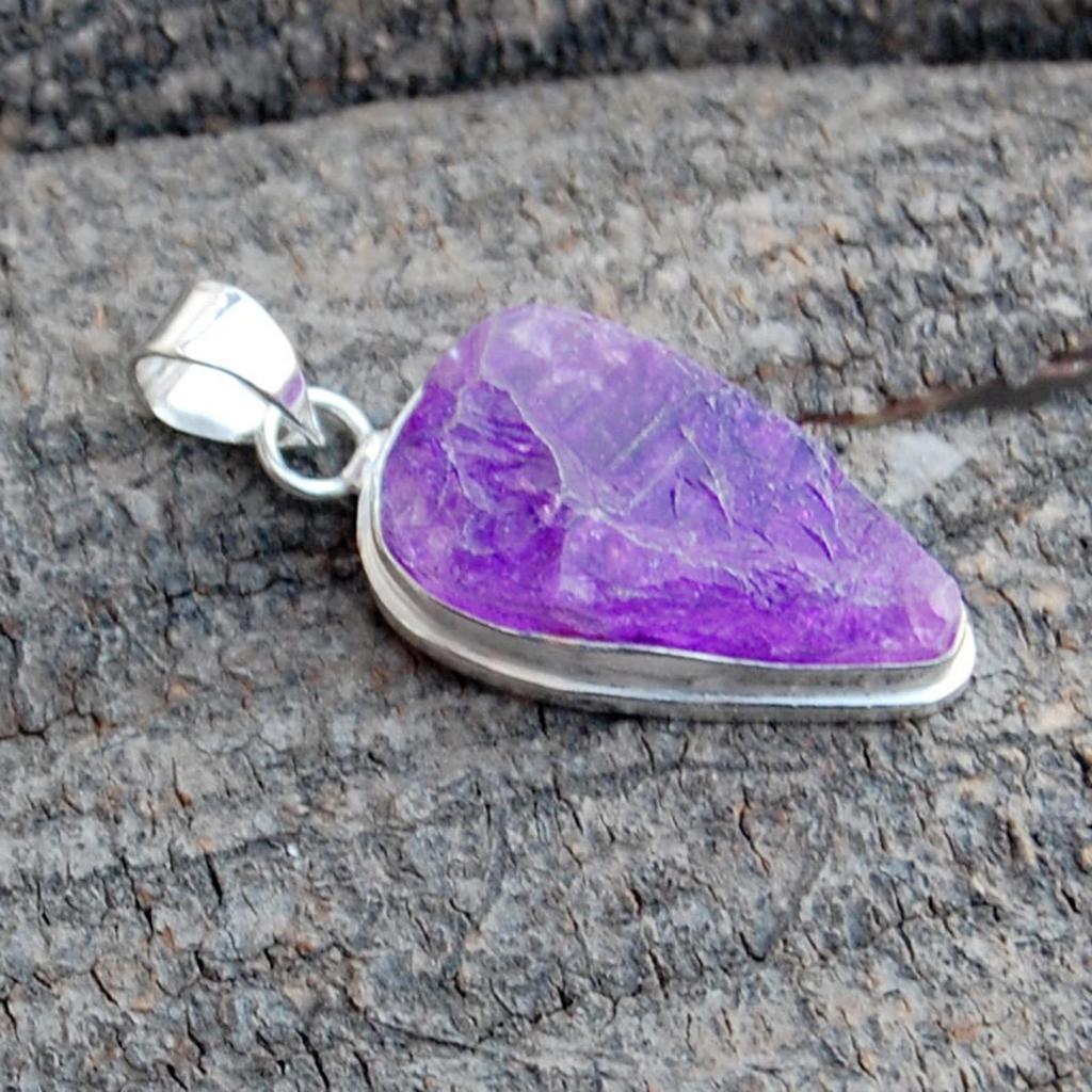 Rough Purple Amethyst 925 Sterling Silver Pendant (28 x 18 mm)