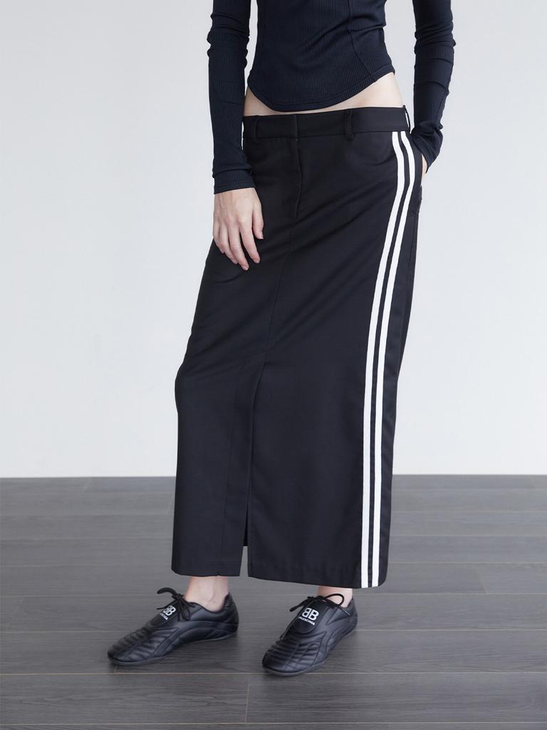 Holpeipeo Two-Line Long Skirt - Black