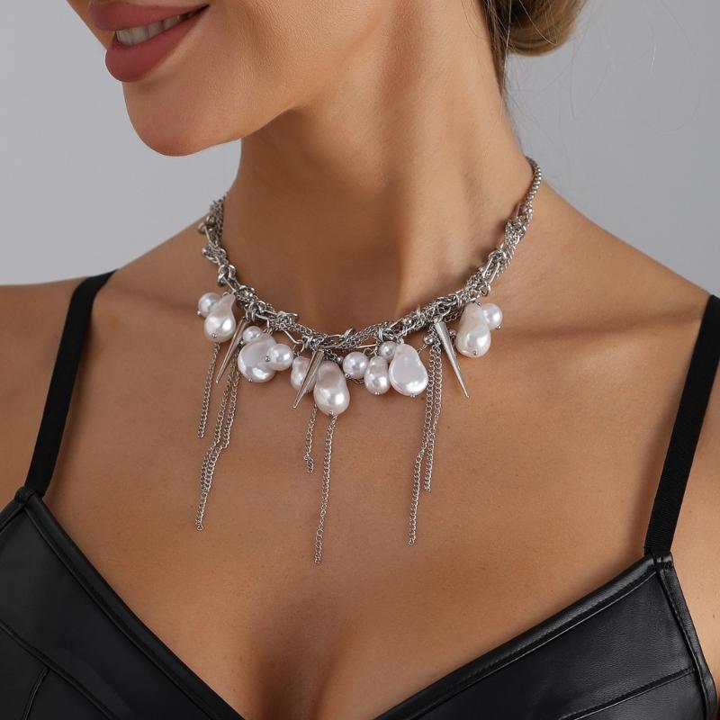 Adjustable Pearls Tassels Necklace for Women Fashion Lightweight Jewelry with Tapered Design for Various Occasions
