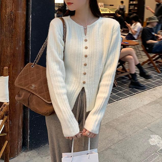 Pullover Sweater Women's Spring New Style Temperament Long Sleeved Knitted Top