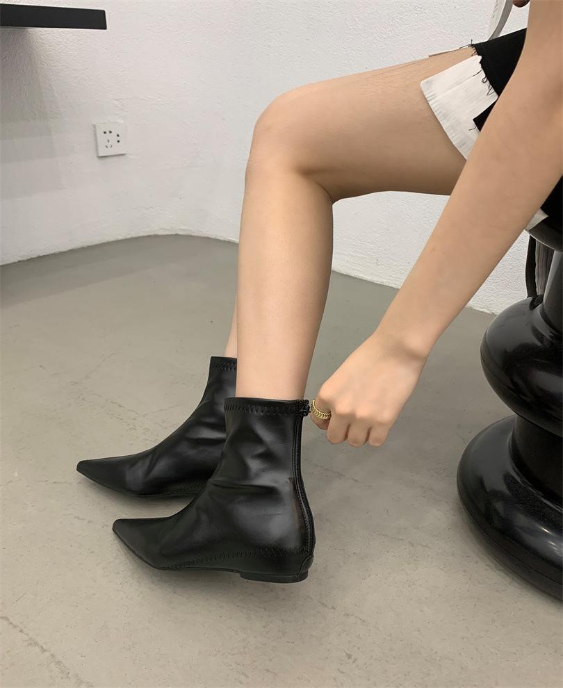 2025 autumn and winter new fashionable versatile rear zipper retro suede Korean small ankle boots thin boots square head slope