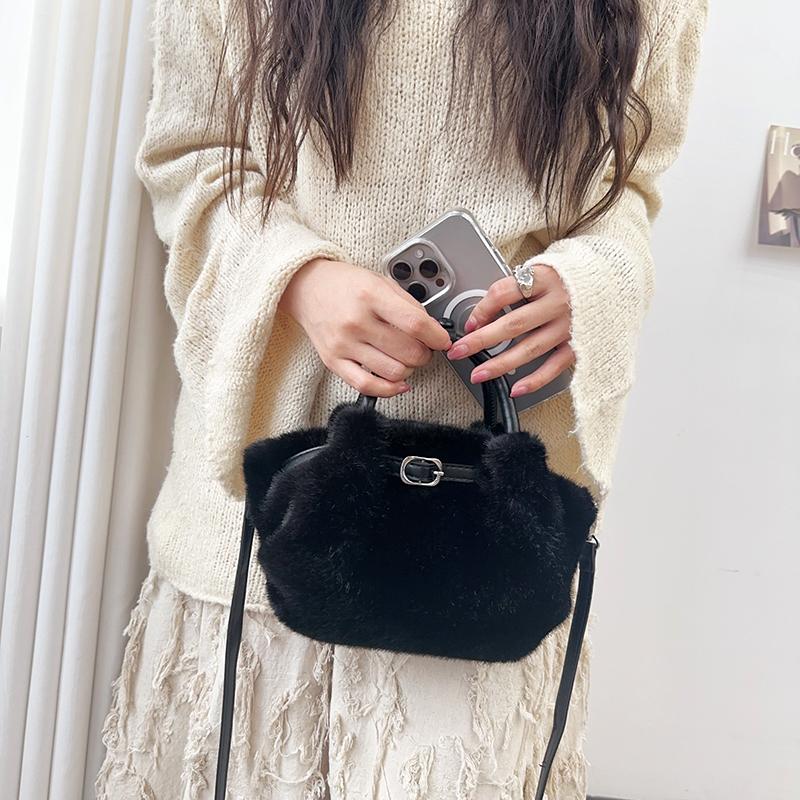 Women's Furry Handbag Retro Style Large-Capacity Fashionable Crossbody Bag Detachable Shoulder Strap Wing Shape Bag