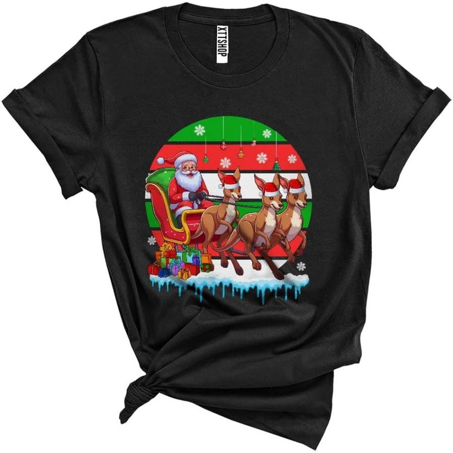 

CUTEBUNNYSTORE Santa Riding Kangaroo Christmas Sleigh, Joyful Retro X-mas Santa Kangaroo, Australian Animal Unisex T-Shirt Black XXXXXL різнокольоровий