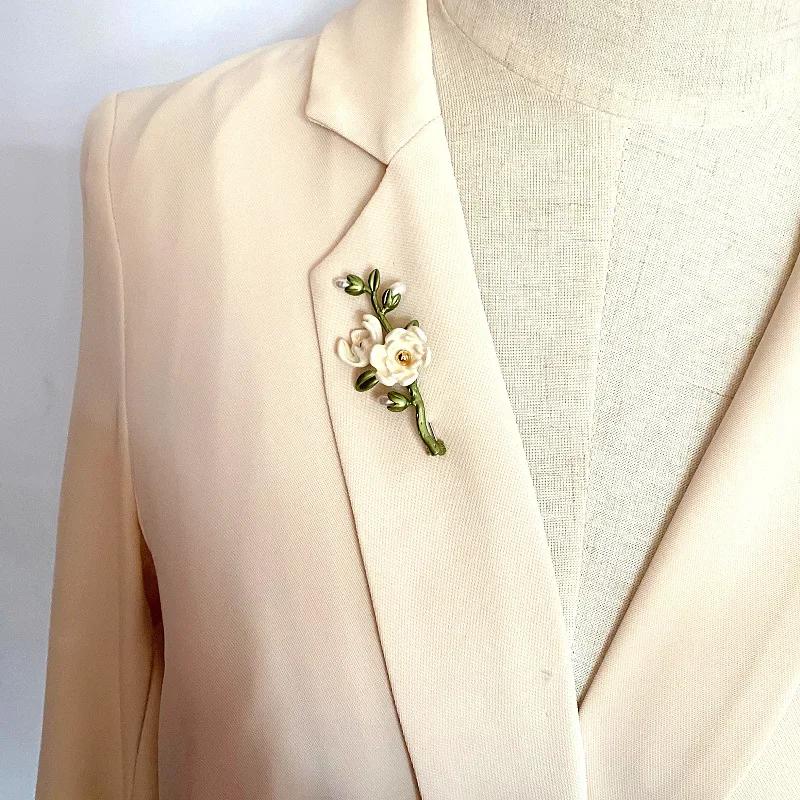 Women Fashion Creative Gifts Vintage Pearl Leaf Brooch Shirt Jacket Collar Pin Woman Gift Jewelry Brooches Accessories Decor