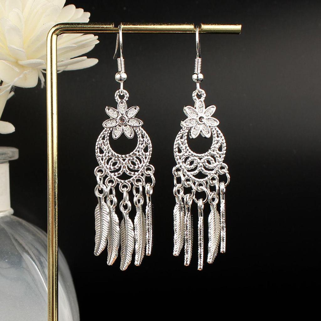 Retro Miao Silver Tassel Earrings: Ethnic Yunnan Long Dangle Women's Jewelry