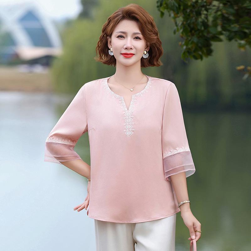 2026 Summer Stylish Slimming Elegant Versatile Seven-Sleeve Outerwear for Middle-Aged Women