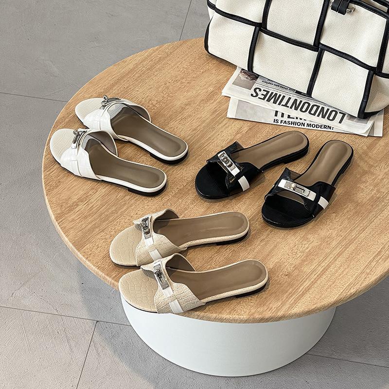 Soft Leather Slippers Women's Summer Wear 2025 New Models Are Popular This Year, Soft-soled Sandals Women's Cool Slippers with Skirts Are Not Tired