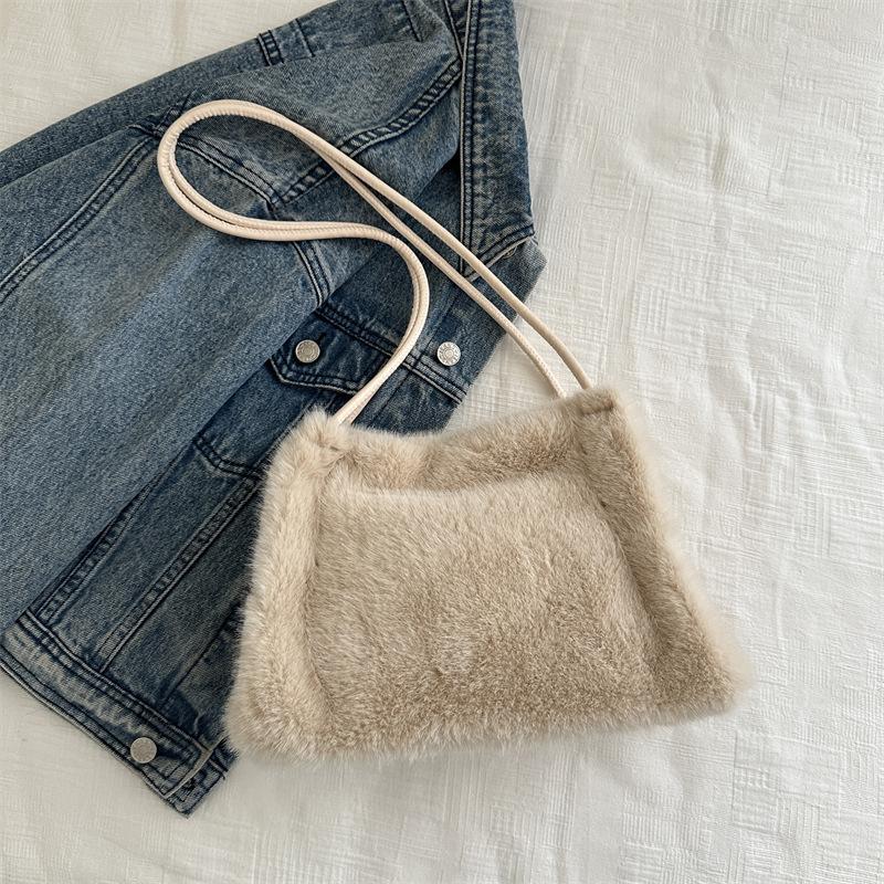 Plüsch-Beuteltasche für Damen, große Kapazität, Schultertasche, lässig, modisch, Pendlerhandtasche, Einkaufstasche