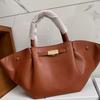 DEMELLIER Wings Bag Premium Handbag Dumpling Bag Large Capacity Commuter Bag Tote Bag Women's New York Bag