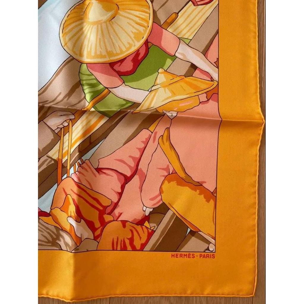Used New HERMES Carre 90 Scarf with Arrangement Leaflet