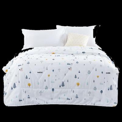 Mengjie 'In the Woods' Brushed Summer Quilt