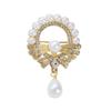 Elegant Women's Pearl and Alloy Lapel Pin Brooch - Fashionable Luxury Accessory