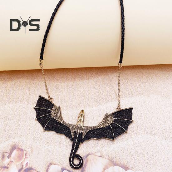 Gothic Dragon Necklace for Men Women Rock Pterosaur Ancient Necklace Lucky Flying Dragon Pendant Jewelry