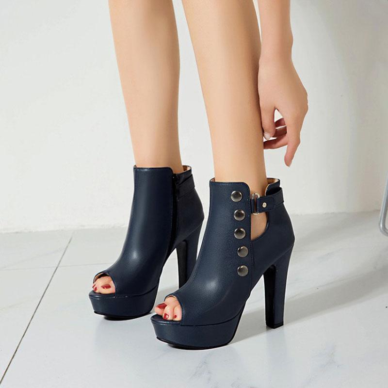 Peep Toe Sandals Women Fashion Rivet Platform Women Shoes Summer Autumn Ankle Boots Sandals Female Shoes Plus Size 43 WSH5342