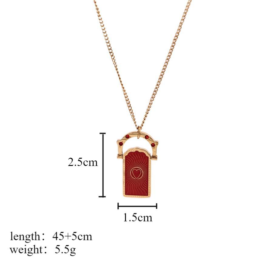

Shakeable Tarot Card Colorful Heart Lucky Guardian Pendant Necklace Titanium Steel Vacuum Furnace High Color Retention червоний