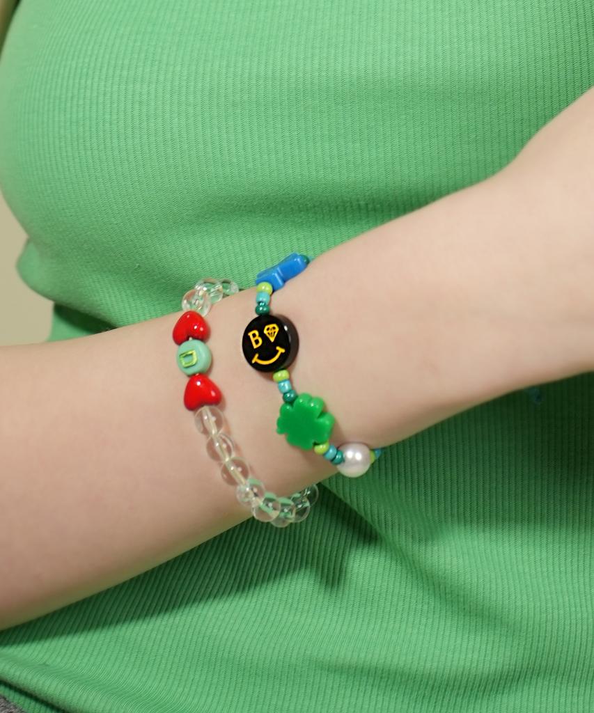 Bonbeau Happy Smile Color Motif Knot Bracelet Smile Color Acrylic Motif Bead Knot Thread Bracelet