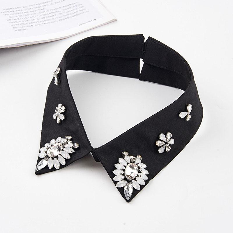 Retro Rhinestone False Collar Neckline Women Lapel Fake Collar Woman Embroidery Removable Detachable Tie Clothing Accessories