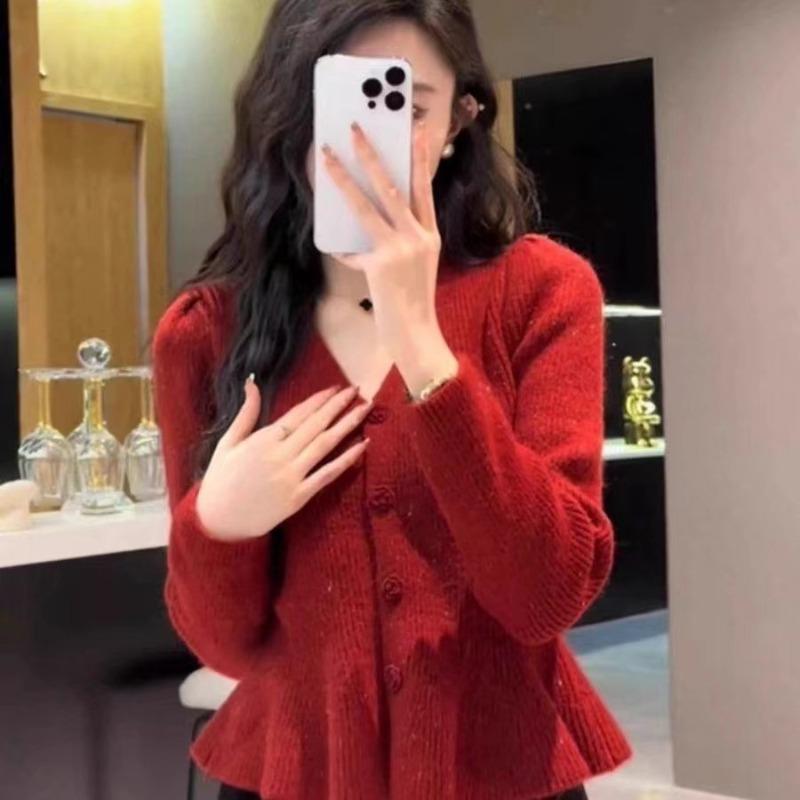 

Осень и зима новый вязаный кардиган с оборками женский универсальный верх яркий шелковый свитер короткая приталенная куртка One size красный