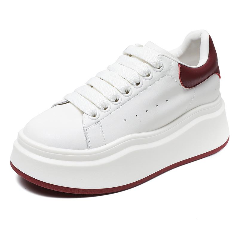 

Туфли женские летние на платформе женские туфли маленькие белые туфли женская первый слой коровьей кожи маленький человек увеличение роста студенческие туфли McQueen casual 40 красный