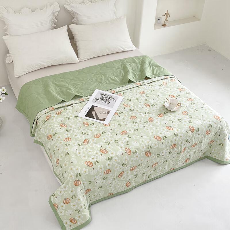 

York Roland Ultra Soft Washed Cotton Wave Summer Quilt