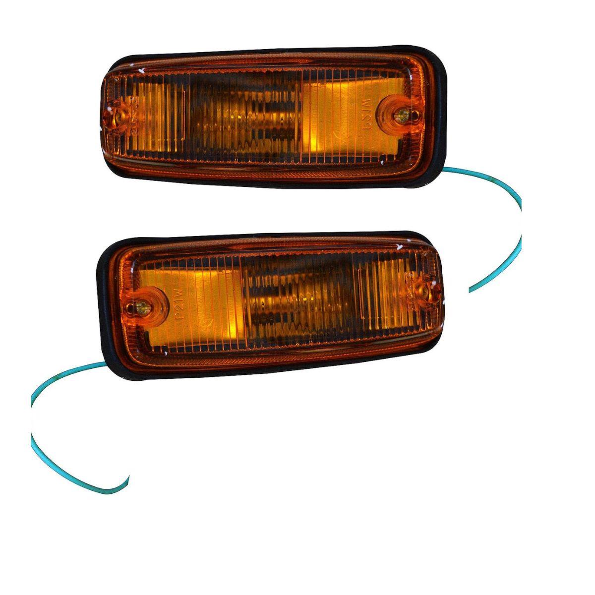 

Side Indicator Assembly Set LH + RH with 12V Bulb Suitable for Mercedes D45