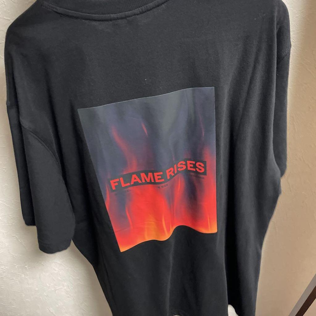 [USED] LE ESSENTIEL black T-shirt with tags