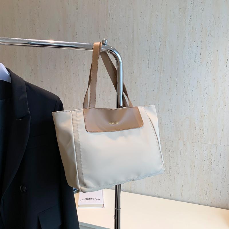 Large capacity fashion casual bag splicing texture handbag 2025 spring new versatile ins tote bag