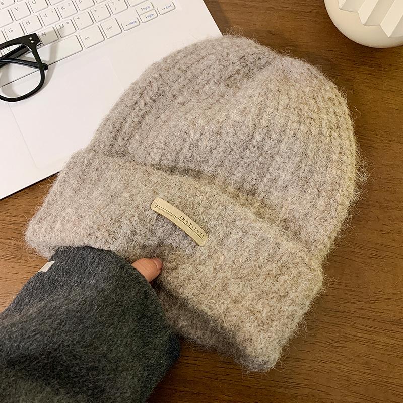 Knitted Hat for Women In Autumn and Winter High End Fashion Wool Hat Big Head Circumference Showing Face Small Warm Piles of Hat Cold Hat