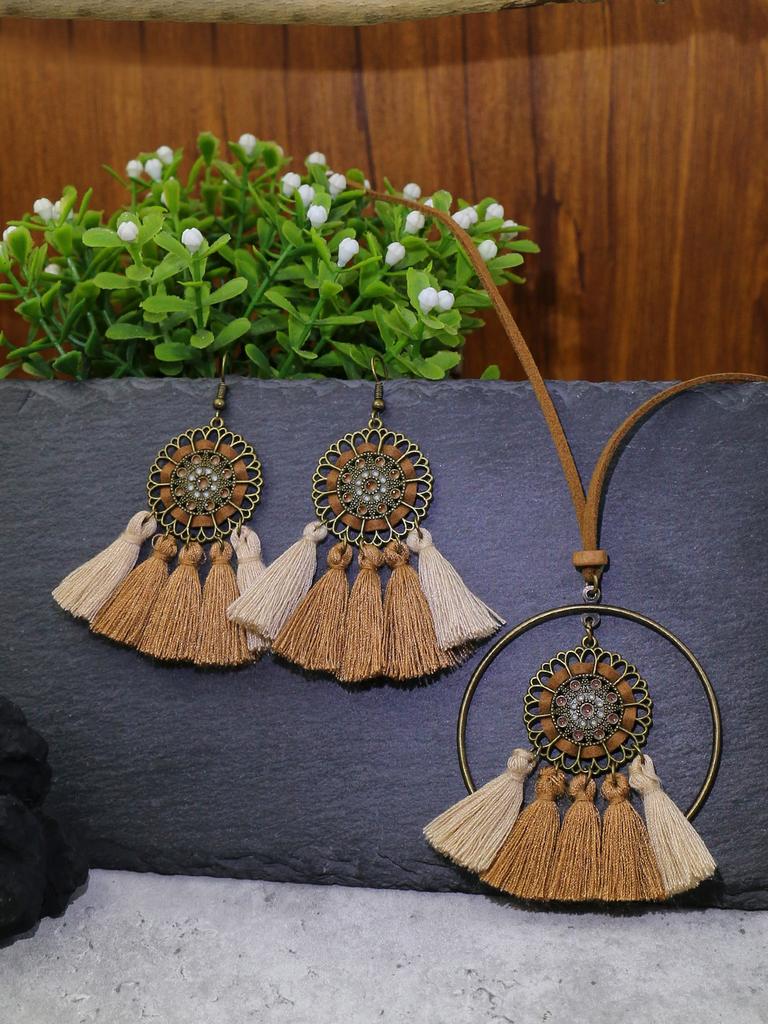 Bohemian retro ethnic style warm color scheme paired with pendants, tassels, earrings, necklace set for women
