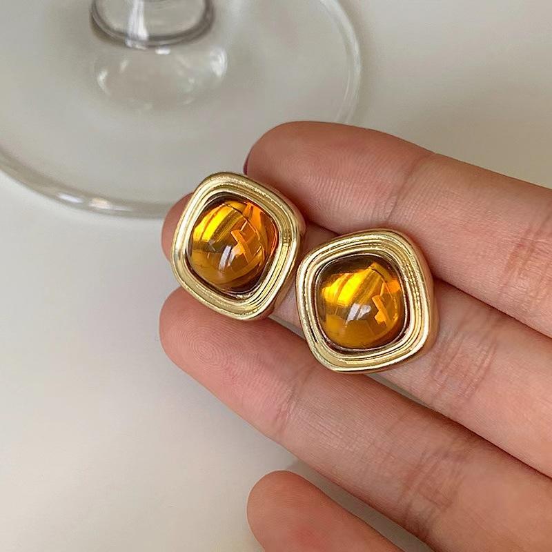 French Vintage Square Stud Earrings for Women  Black  Geometric Exquisite Y2K Accessories Fashion Jewelry Gift