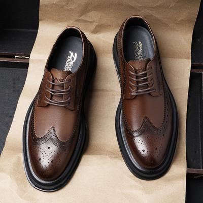 2025 Direct Supply Brock Engraved Platform Leather Shoes Men's Business Spring and Autumn Men's Leather Round Head British Dress Shoes