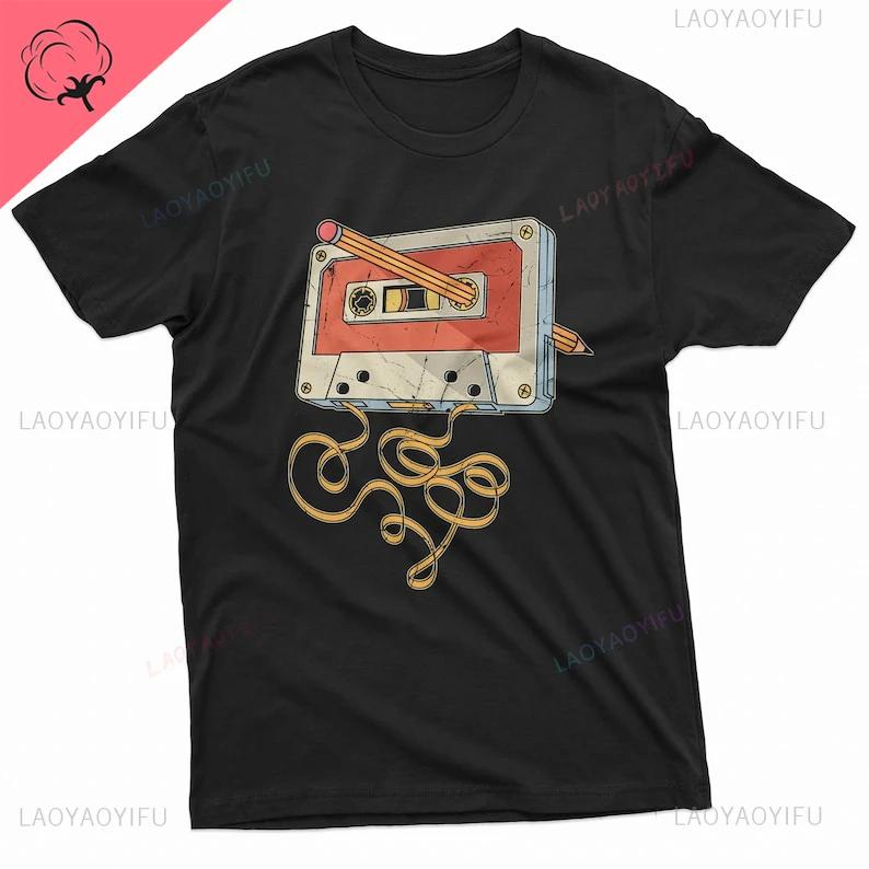 Men's Vintage Cassette Tape with Pencil T-shirt 80s 90s Born Nostalgic Birthday Gift Christmas Funny Tee Summer Summer Clothing