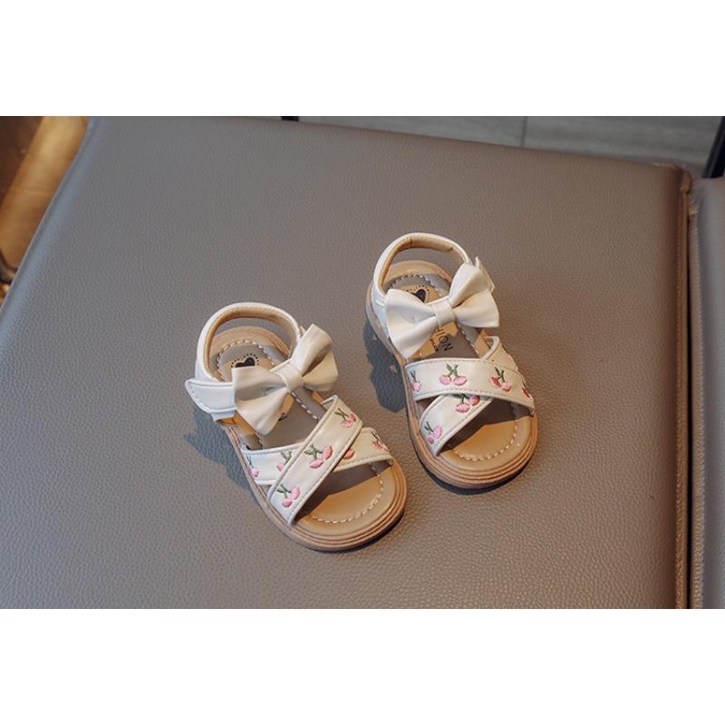Fashion Embroidered Soft Sole Princess Sandals For Kids Girls Summer Beach Shoes