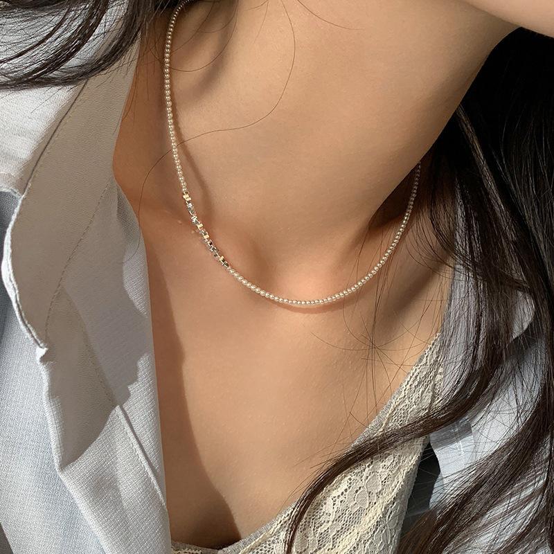 Elegant Freshwater Pearl and Shell Bead Women's Necklace - High-End Design Choker and Clavicle Chain