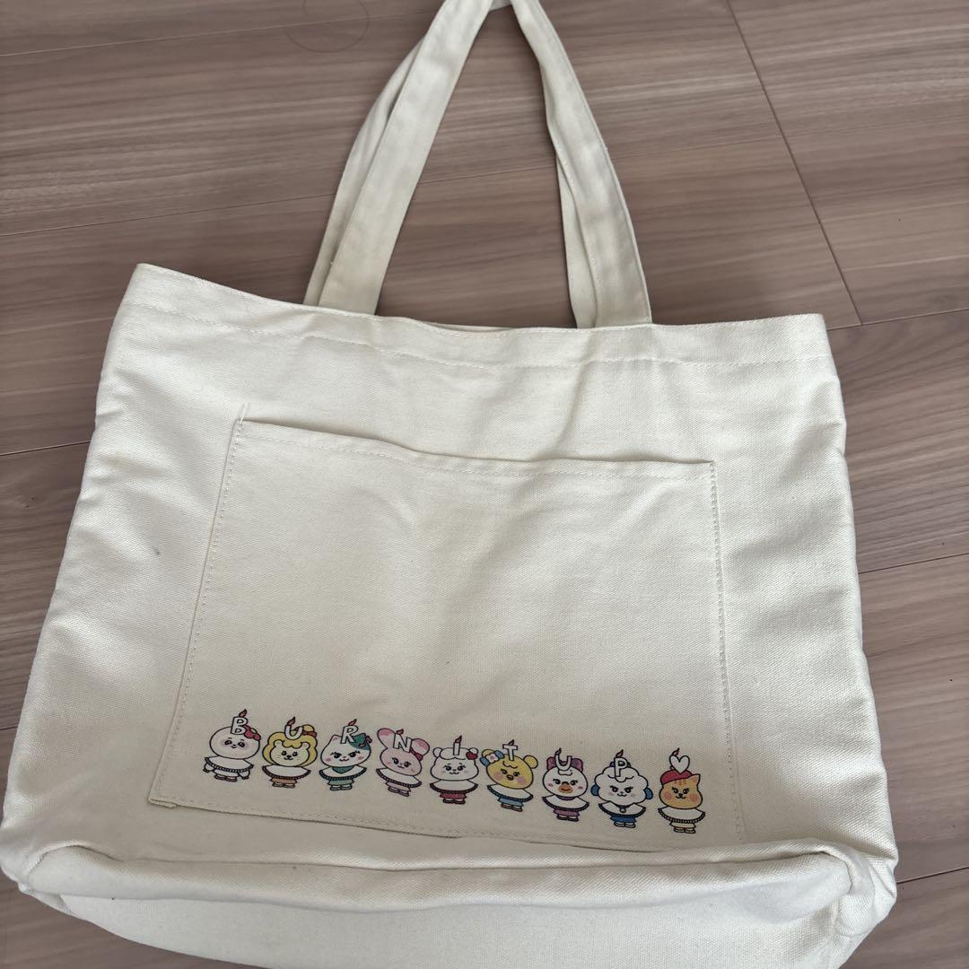 

[USED] NiziU Burn it up tour goods tote bag