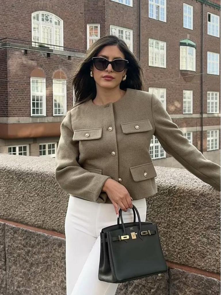 European and American Style Round Neck Short Fashion Coat with Button Accents - Autumn Collection