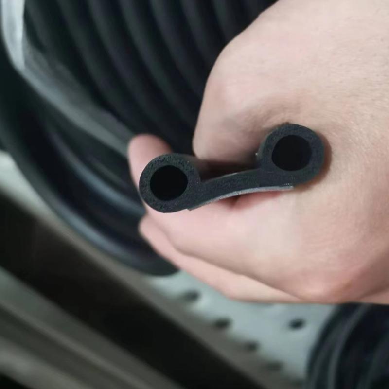 Multiple Purpose Truck Tailgate Trunk Seal Strips 7.5m Strong Rubber Weatherstrip Simple Installs for Campers Vehicles