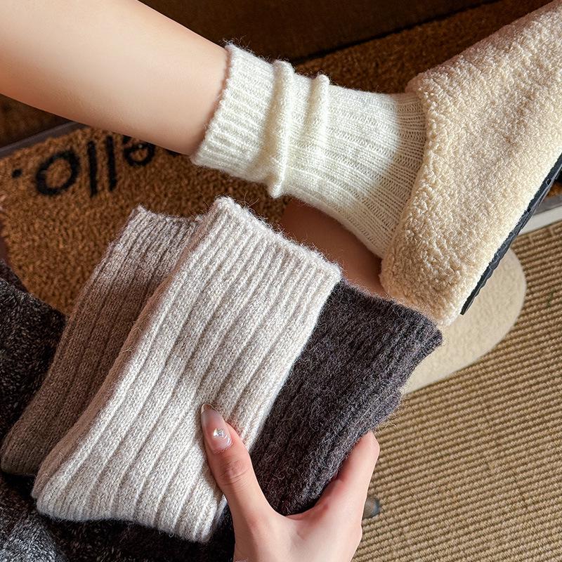 25 Chunky Wool Socks: Solid Color, Vertical Stripe, Japanese Lazy Style, Warm Winter Women's Knit Scrunch Socks.