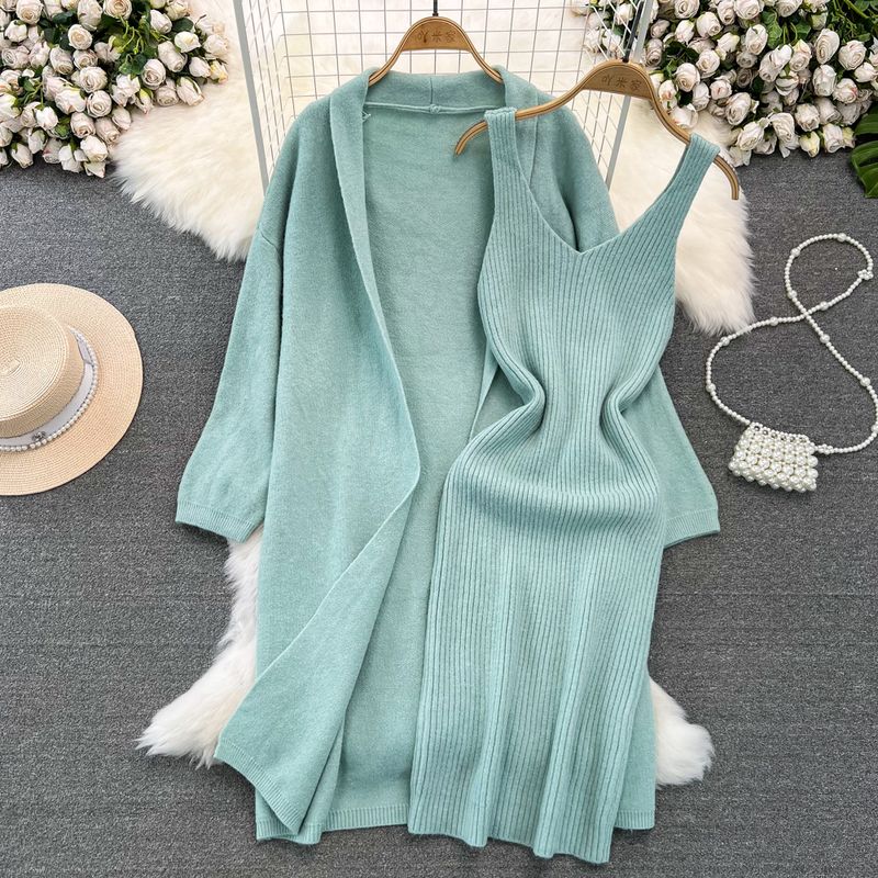 

Soft Glutinous Baggy Coat V Neck Vest Hip-Wrapped Sweater Light green One size