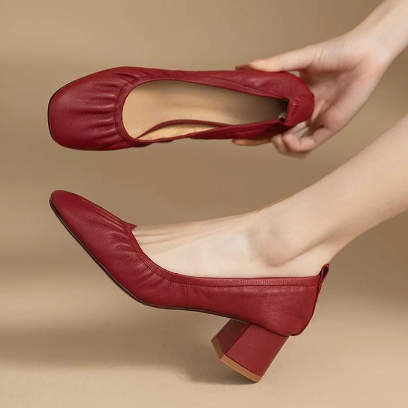 

Модные винтажные красные туфли-лодочки с плиссированным дизайном для женщин, модные туфли с квадратным носком и неглубоким вырезом, босоножки на высоком каблуке, элегантный комфорт, свадебная обувь для невесты 39 красный