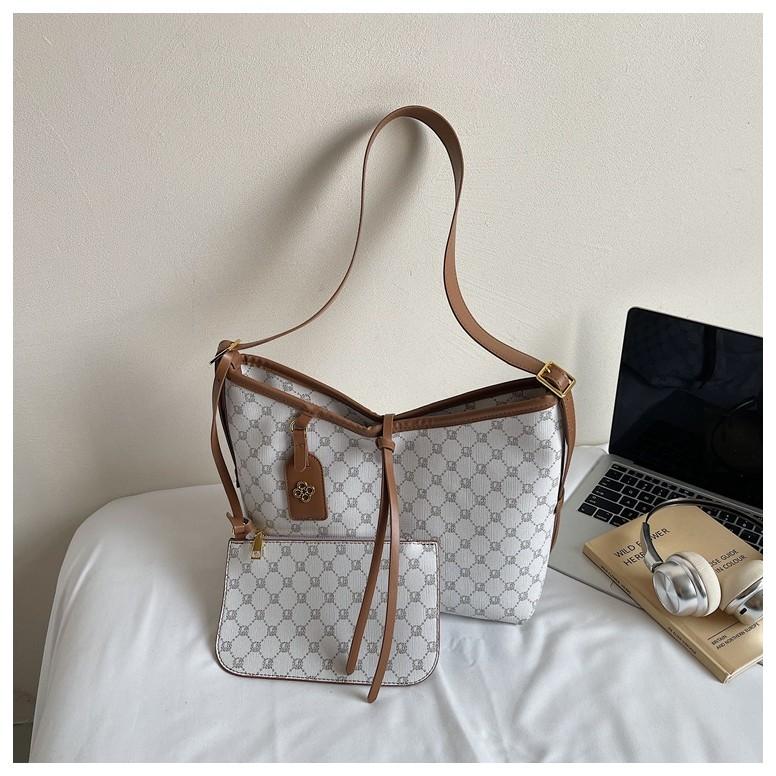 IELGY Shoulder Bag Large Capacity Tote Bag Commuter