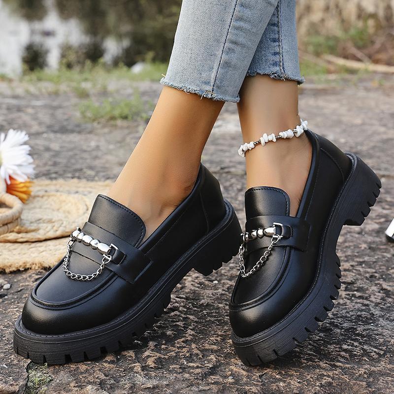 Fashion 2025 Fashion Metal Chain Platform Loafers Women Thick Bottom Pu Leather Shoes Woman Slip On Black Student Shoes Plus Size 35-43