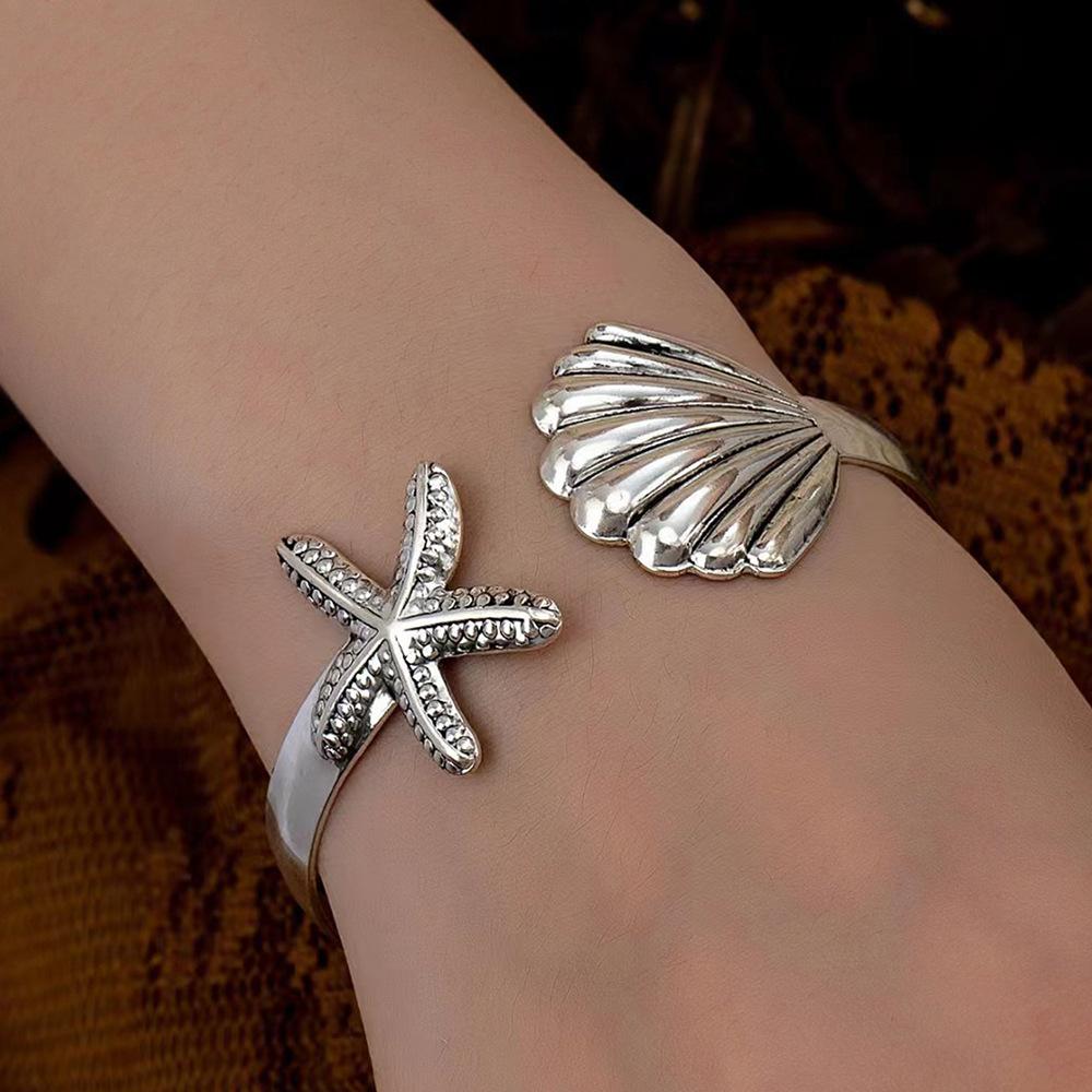 

New Fashion Ocean Series Bangle Women Starfish Shell Hollow Open Cuff Bracelet Minimalist Vacation Style Travel Jewelry Gifts