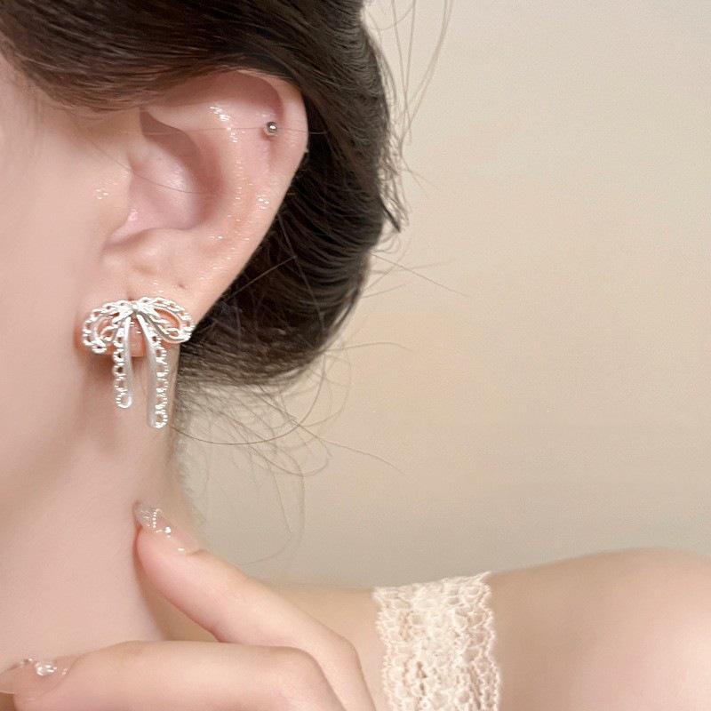 Elegant Sweet Lace Bow Stud Earrings: Fashionable, Versatile Jewelry for Women