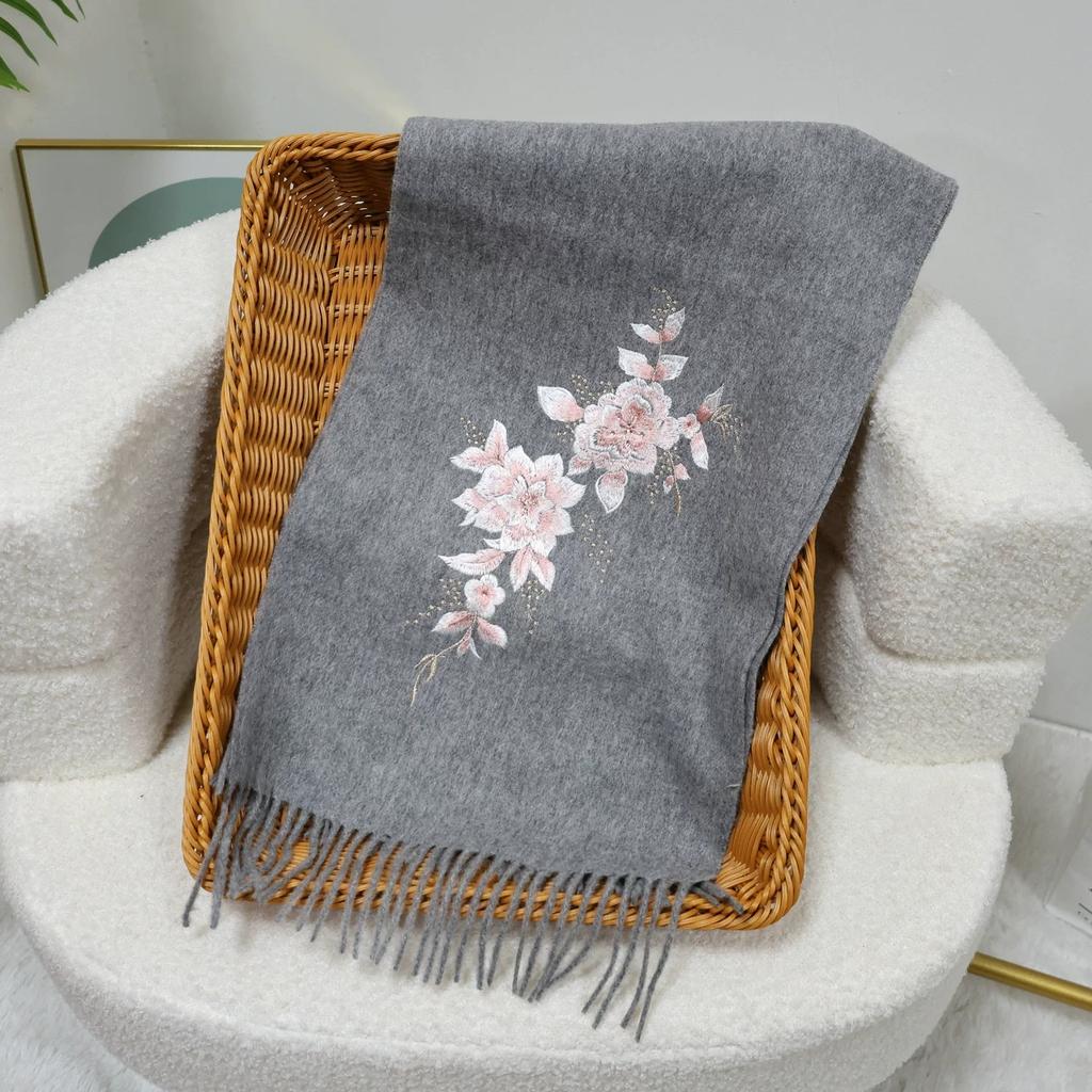 New Year's Embroidered Wool Scarf for Autumn and Winter Thickened Warm Scarf With Tassel