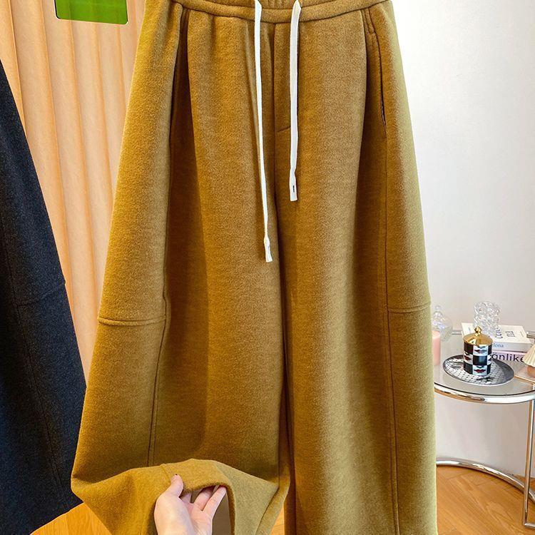 

European Woolen Women s Thick Cropped Velvet Pants - Autumn/Winter 2025 Collection M 100-110