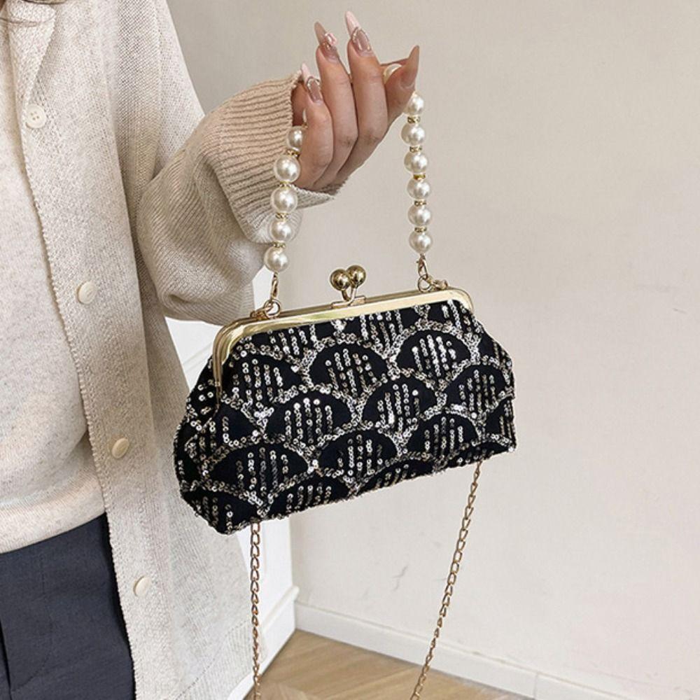 Pearl Hanfu Clutch Bag Kiss Lock Ladies Shell Bag Wrist Bag Sequin Banquet Bag  Banquet
