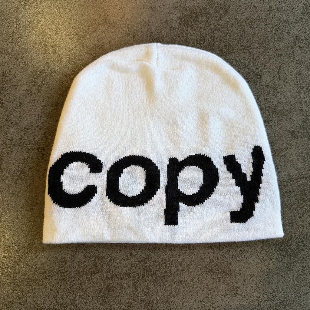 Gestrickte Mütze mit Buchstabenmuster für den Winter, warm, mit Gesichtsform-schmeichelndem Schnitt für Damen und Herren